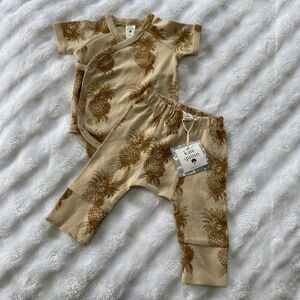 Kate Quinn NWT 3-6 Months Pineapple Outfit Set Baby